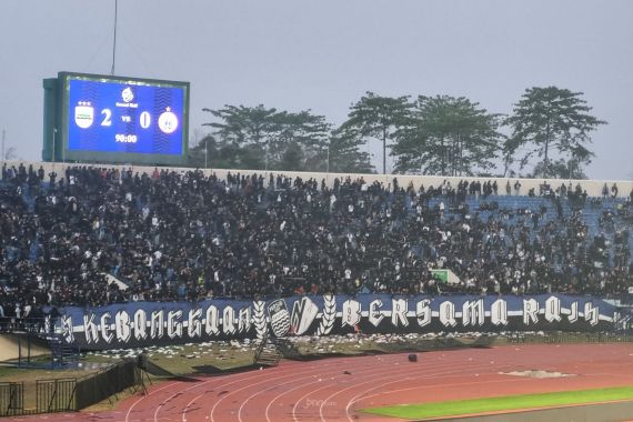 Persib Kecam Aksi Penyerangan Steward oleh Suporter Seusai Laga Melawan Persija - JPNN.COM