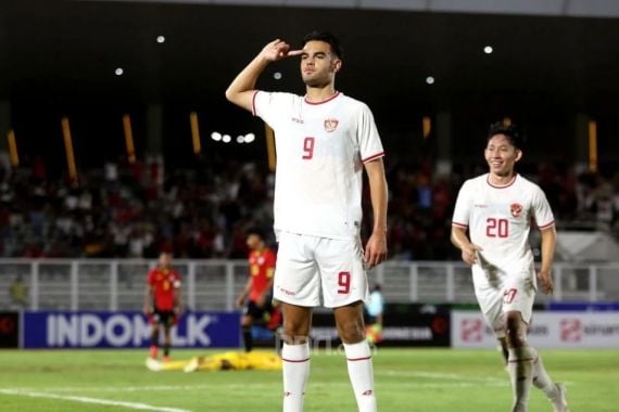 Selangkah Lagi Timnas U-20 ke Piala Asia, Indra Sjafri Tak Mau Jens Raven cs Jemawa - JPNN.COM