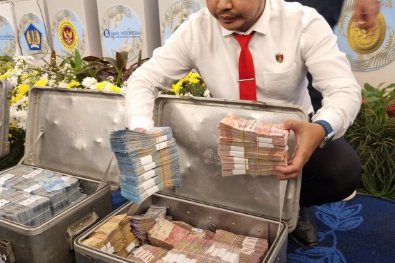 Selama 5 Tahun, Peredaran Uang Palsu di Jabar Tembus Rp7,1 Miliar - JPNN.COM