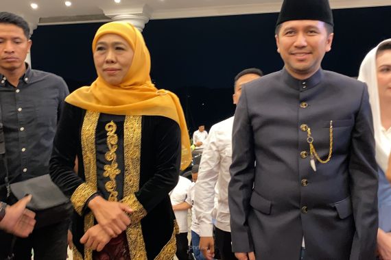 Jelang Pelantikan Prabowo-Gibran, Khofifah Belum Terima Undangan, Emil Sudah - JPNN.COM