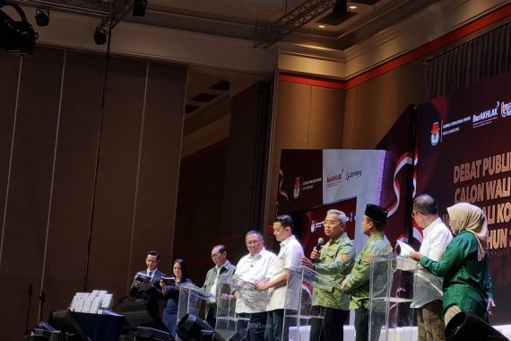 Paslon Keluhkan Jam Debat Pilwalkot Bandung yang Terlalu Malam - JPNN.COM