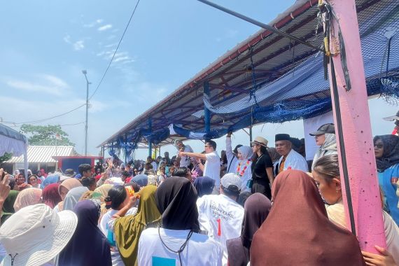 Ridwan Kamil Janjikan Lahan Pemakaman hingga Pertamini di Kepulauan Seribu - JPNN.COM