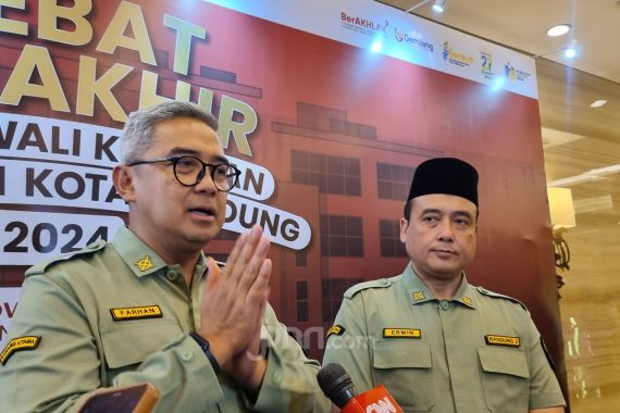 Farhan – Erwin Kecewa Jalannya Debat Pilwalkot Bandung Ada Provokasi - JPNN.COM