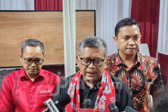 Pantau Quick Count, Sekjen PDIP Merasakan Tekanan Kekuasaan di Banten, Singgung Partai Cokelat - JPNN.COM