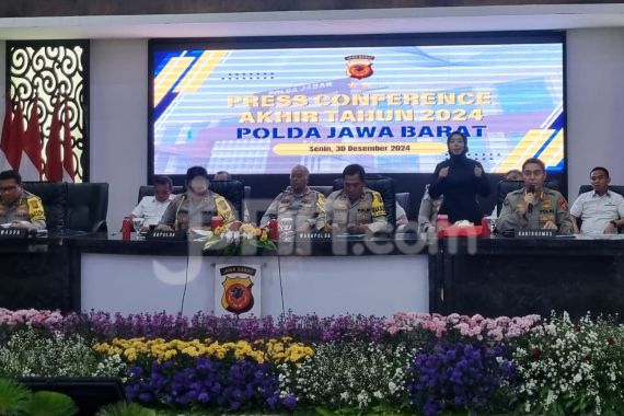 64 Personel Polda Jabar Dipecat Sepanjang 2024 - JPNN.COM