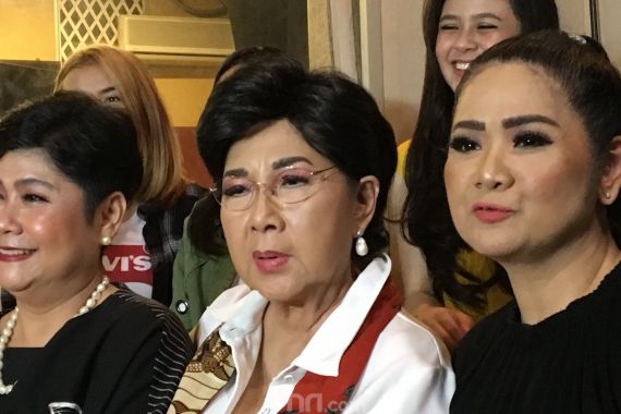 Sang Puspa Dunia Hiburan, Diusir saat Demam Malaria, Senantiasa Dekat Penguasa Istana Sang Puspa Dunia Hiburan, Diusir saat Demam Malaria, Senantiasa Dekat Penguasa Istana - JPNN.COM