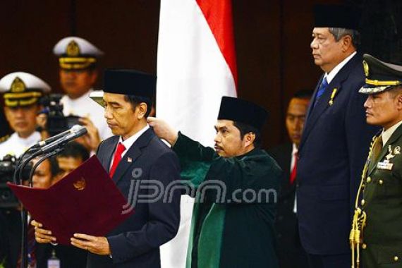 Syukuran Pelantikan Jokowi Dibatalkan, Relawan Akan Tetap ke Istana? - JPNN.COM
