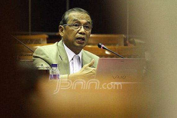 Bambang Trihatmodjo Gugat Sri Mulyani, Busyro Muqoddas Pilih Bela Anak Pak Harto - JPNN.COM