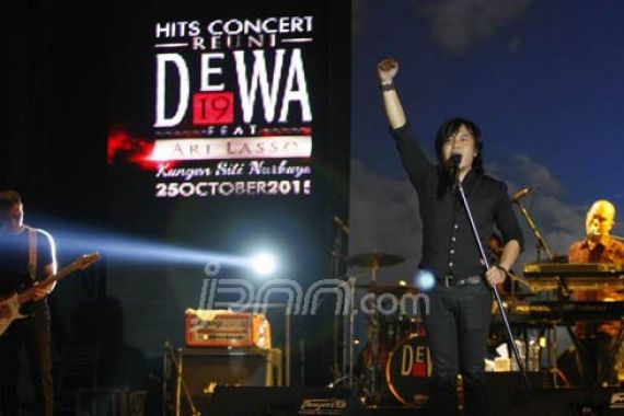 Promotor Pastikan Konser Reuni Dewa 19 di Malaysia Tetap Digelar - JPNN.COM