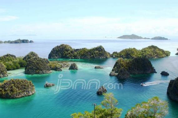 Papua Barat - Malut Sengketa Pulau Sayang di Raja Ampat - JPNN.COM