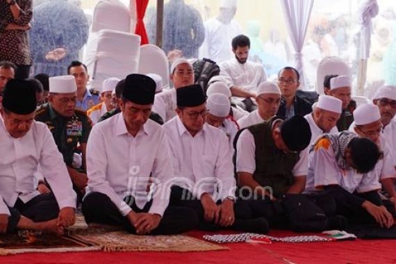 Ini Keuntungan Jokowi Datang ke Reuni 212 - JPNN.COM
