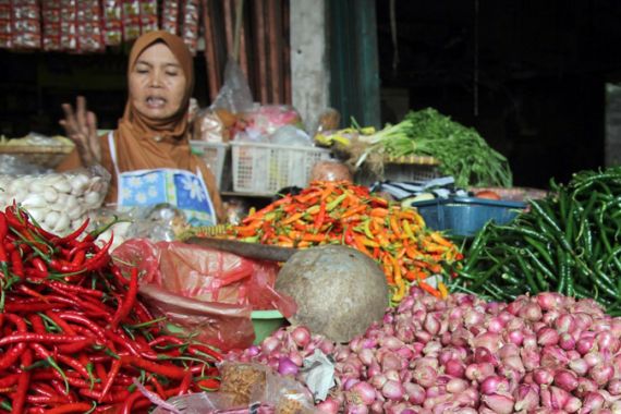 Siapkan Dua Ribu Paket Sembako Murah Demi Antisipasi Inflasi - JPNN.COM