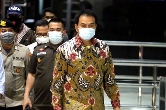 KPK Jemput Paksa Azis Syamsuddin, Trimedya PDIP Angkat Suara - JPNN.COM