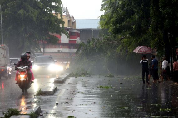 Cuaca Hari Ini di Kalsel, BMKG Keluarkan Peringatan Dini Potensi Hujan - JPNN.COM