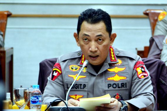 Arahan Tegas Jenderal Sigit untuk Jajaran Polri: Sikat Perjudian, Raih Kepercayaan! - JPNN.COM