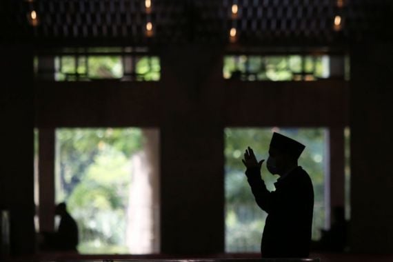 Bolehkah Salat Tahiyatul Masjid Saat Azan? Baca Selengkapnya Sebelum Pergi Jumatan! - JPNN.COM