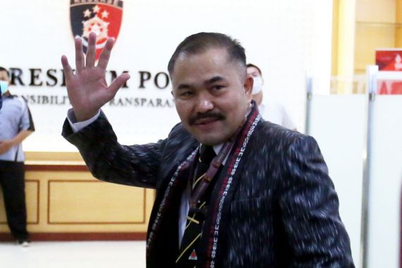 Kamaruddin Mengultimatum Istri Ferdy Sambo: Saya Kasih Waktu Sampai Tengah Malam Ini! - JPNN.COM