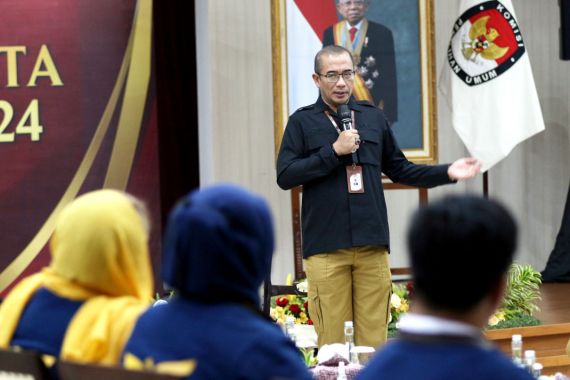 PN Jakpus Perintahkan KPU Tunda Pemilu 2024, Hasyim Asyari Bereaksi Tegas - JPNN.COM