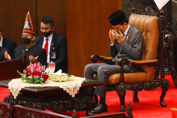 Indeks Persepsi Korupsi Anjlok, Jokowi Bilang Begini - JPNN.COM