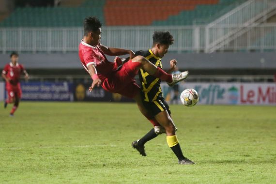Pasang Badan, Bima Sakti Beri Pembelaan Setelah Timnas U-17 Indonesia Dihajar Malaysia - JPNN.COM
