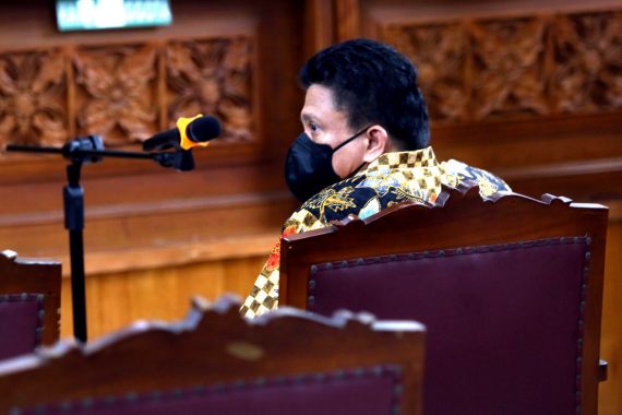Eksepsi Ditolak Jaksa, Ferdy Sambo Masih Terancam Hukuman Mati, Lihat Tangannya - JPNN.COM