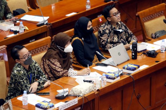 Komisi X DPR Menyiapkan Jurus Terakhir Atasi Seleksi PPPK Guru 2022, Wouw - JPNN.COM