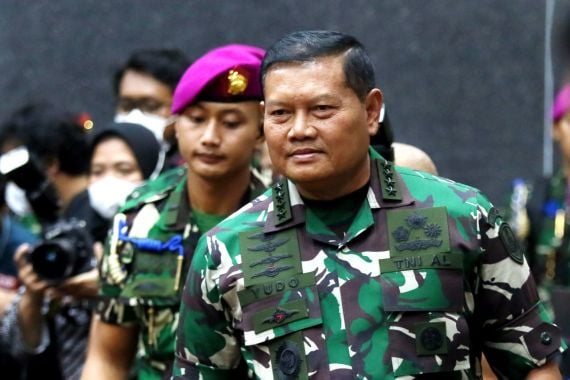 Panglima Lakukan Mutasi 96 Perwira Tinggi TNI Termasuk Wagub Lemhannas, Berikut Daftar Namanya - JPNN.COM