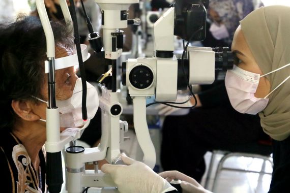 Cegah Bahaya Retinopati, Simak Info Penting dari IDI Kota Ungaran - JPNN.COM