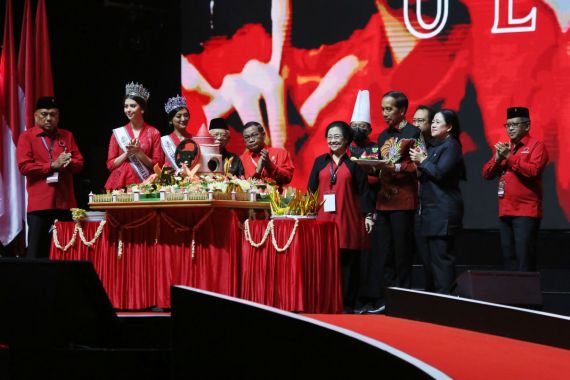Pakar Sebut Relasi Jokowi dengan PDIP Sangat Kuat - JPNN.COM
