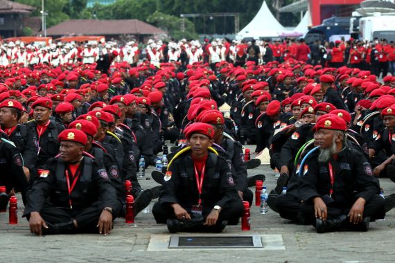 HUT ke-50 PDIP di JIExpo Kemayoran Bakal Dimeriahkan Aksi Penerjun Payung - JPNN.COM