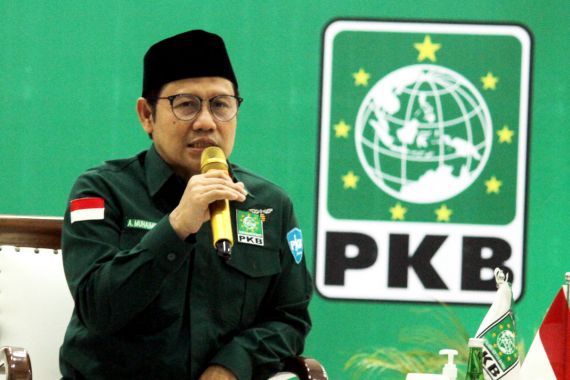 PKB Belum Menentukan Sikap pada Prabowo, Cak Imin Lakukan Ini - JPNN.COM