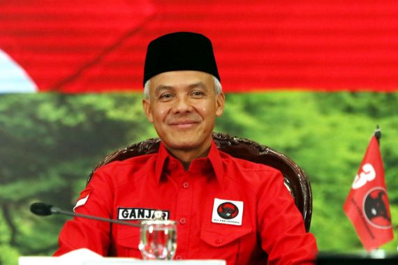 Ganjar Pranowo Sampai Dapat Cokelat dari Megawati, Artinya? - JPNN.COM