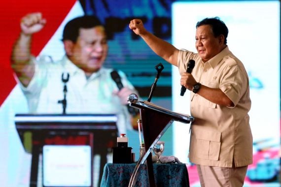 Prabowo Prihatin Gaji Pejabat dan Aparatur Sangat Rendah, Bagaimana Bisa Bebas Korupsi? - JPNN.COM