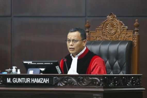 Soal Putusan MK, Prof Yusril Bilang Mahkamah Keluarga Tak Terbukti - JPNN.COM