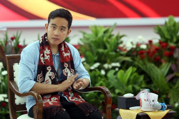 PDIP Singgung soal Etika Gibran bin Jokowi, Ada Kalimat Pembangkangan, Menusuk, Nih - JPNN.COM