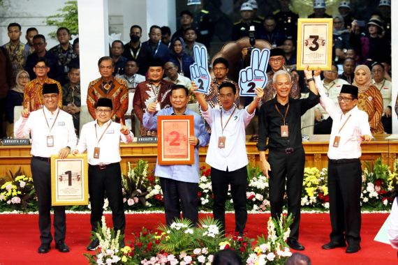 Survei LPI Sebut Ganjar-Mahfud Peduli Buruh dan Bisa Mewujudkan Kedaulatan Pangan - JPNN.COM