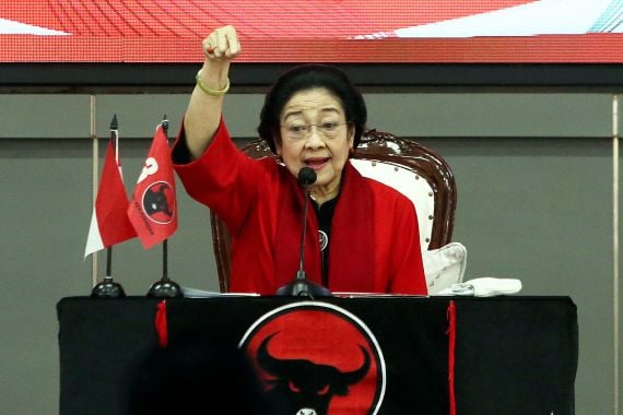 Rakernas V PDIP, Megawati Sebut Demokrasi Perlu Penyeimbang - JPNN.COM
