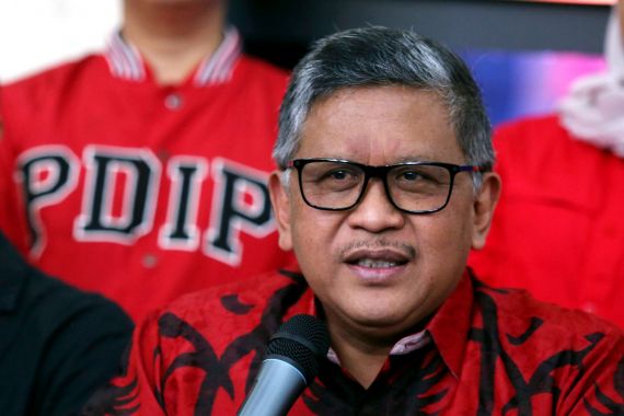 Hasto Soal PDIP di Dalam atau Luar Pemerintahan Prabowo-Gibran: Dibahas dalam Rakernas - JPNN.COM