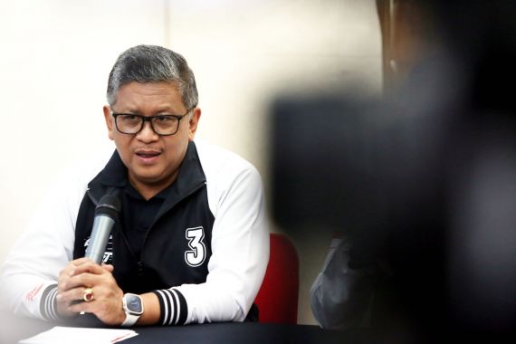 Hasto: Begitu Ganjar Mengusulkan Hak Angket, Langsung Dilaporkan ke KPK - JPNN.COM