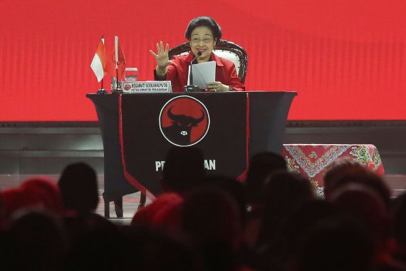 Megawati Ungkap Survei Pesanan, Singgung Pertanyaan ke Responden By Phone - JPNN.COM