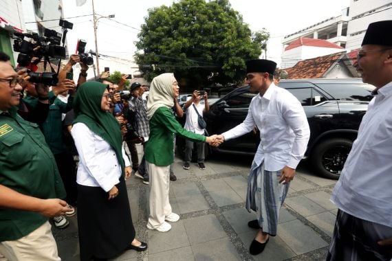 Kaesang Beristikharah, Siap Melawan Anies Baswedan atau Ridwan Kamil - JPNN.COM