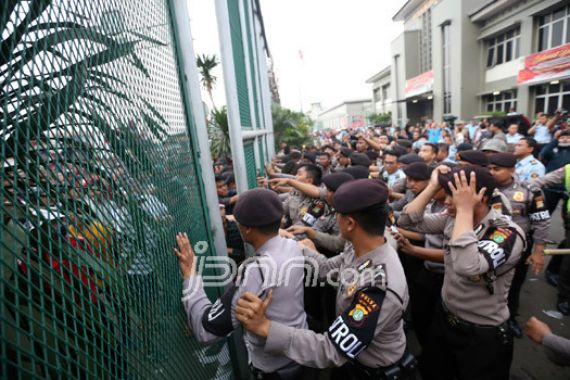 Imbauan Komisi Yudisial Buat Pendukung Ahok - JPNN.COM