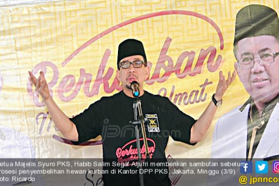 Sambangi Sahabat, Habib Salim Curhat ke Gus Sholah - JPNN.COM