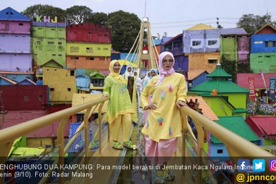 Lihat! Kaca Ngalam, Jembatan Kaca Pertama di Indonesia - JPNN.COM