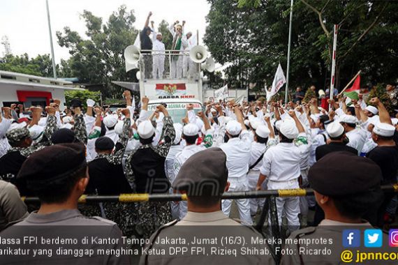 5 Berita Terpopuler: Ancaman FPI, Jokowi Diminta Copot Erick Thohir, Begini Reaksi Fahri Hamzah - JPNN.COM