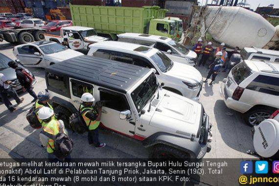 Menaksir Harga Mobil Mewah Bupati Hulu Sungai Tengah - JPNN.COM