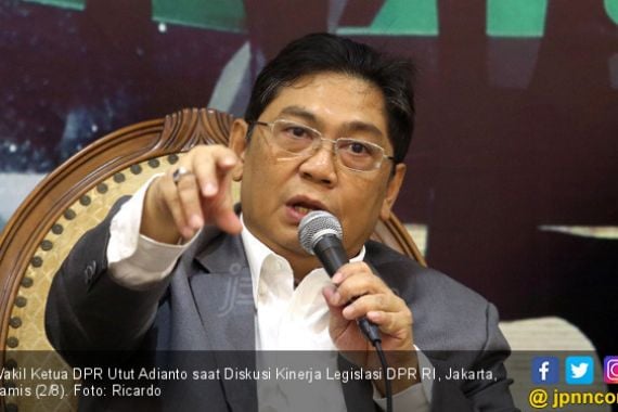 Utut Adianto Hadiri Pemeriksaan KPK soal Kasus Suap Rektor Unila - JPNN.COM