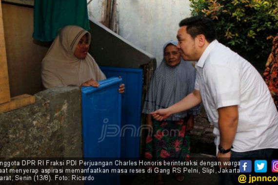 Charles PDIP Ingatkan Prabowo Bakal Rugi Jika Tempuh Jalur di Luar Konstitusi - JPNN.COM