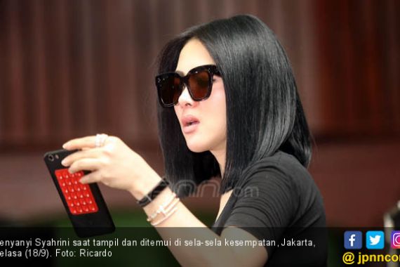 Lihat Syahrini Lebih Berisi, Ruben Onsu: Sekarang Bajunya Longgar-longgar ya? - JPNN.COM