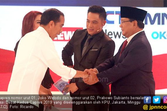 Survei Charta Politika: Jokowi - Ma'ruf 53,6 Persen vs Prabowo - Sandi 35,4 Persen - JPNN.COM